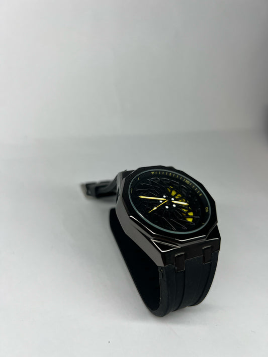 ROTATING CAR WHEEL WATCH